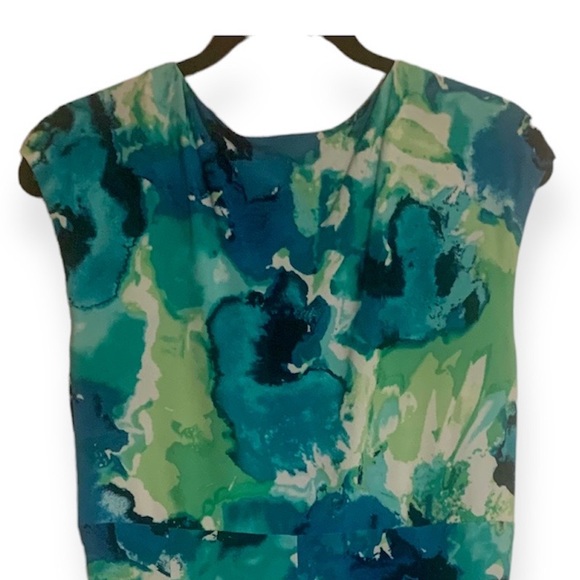 LRL Gorgeous Blue/Green Floral Dress. - Picture 5 of 11